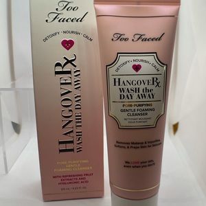 Too faced face wash